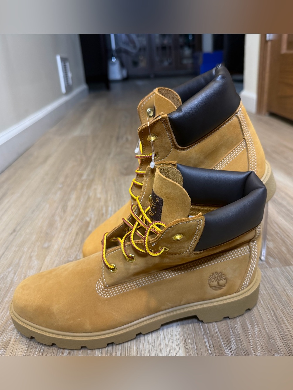 Timberland Premium 6-Inch Waterproof Boots Junior's 6.5 New